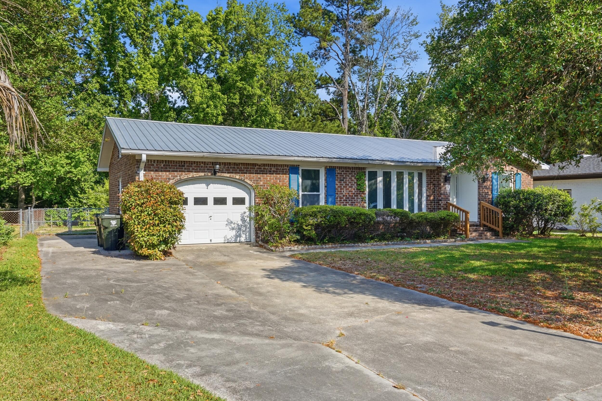 226 Loblolly Circle Ladson, SC 29456 - Photo 4 of 48 dsc03817