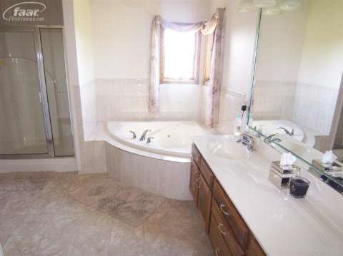 1955 East Swaffer Road Millington, MI 48746 - Photo 11 of 29 20401411-10.JPG