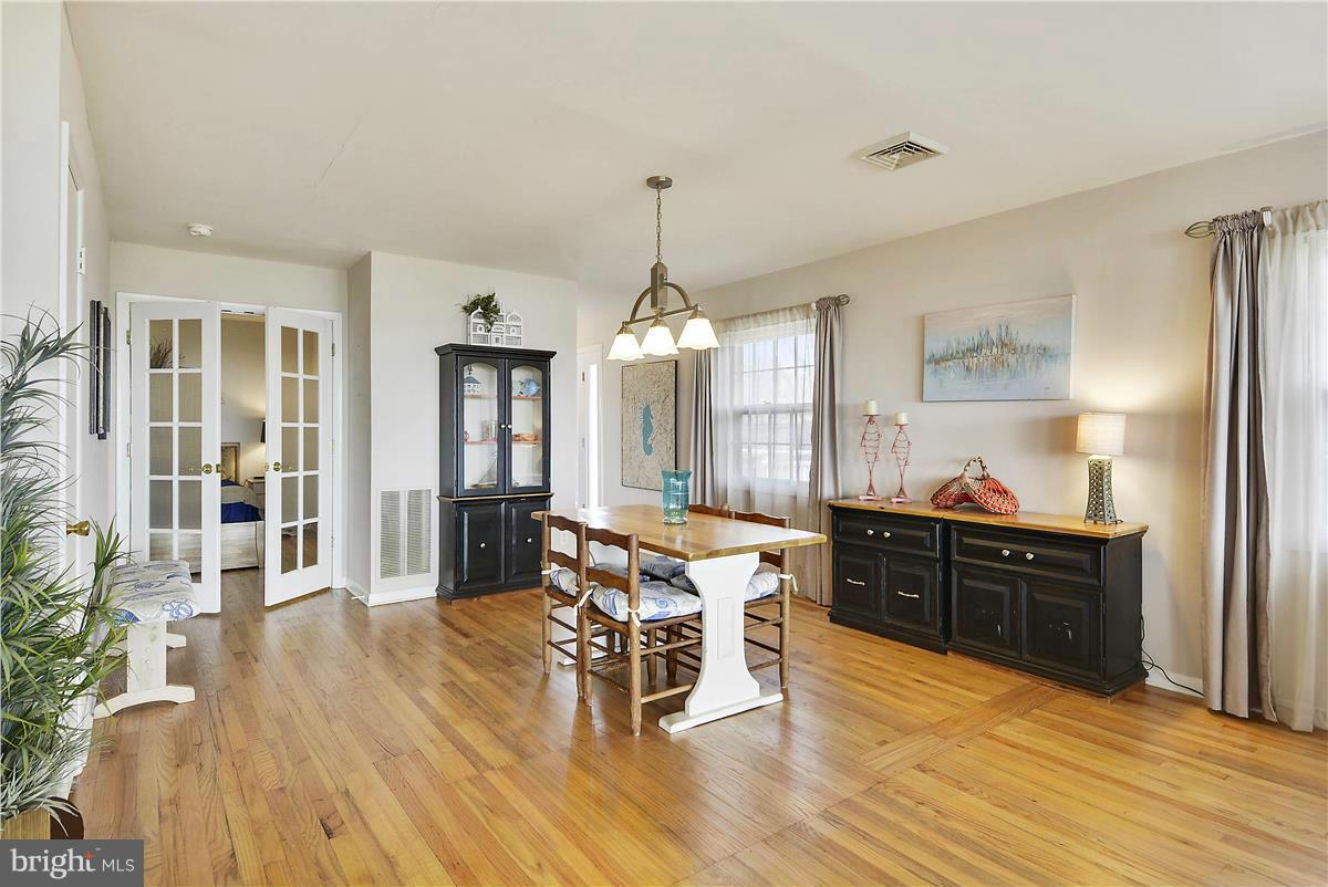 224 Queen Anne Road Stevensville, MD 21666 - Photo 3 of 30 Dining Room