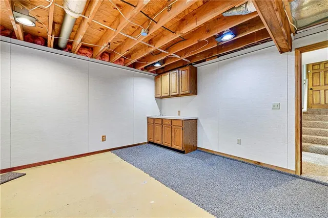 $407,500 | 14424 West 84th Terrace, Lenexa, KS 66215