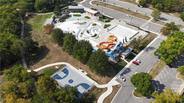 $407,500 | 14424 West 84th Terrace, Lenexa, KS 66215