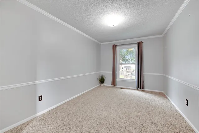 $407,500 | 14424 West 84th Terrace, Lenexa, KS 66215