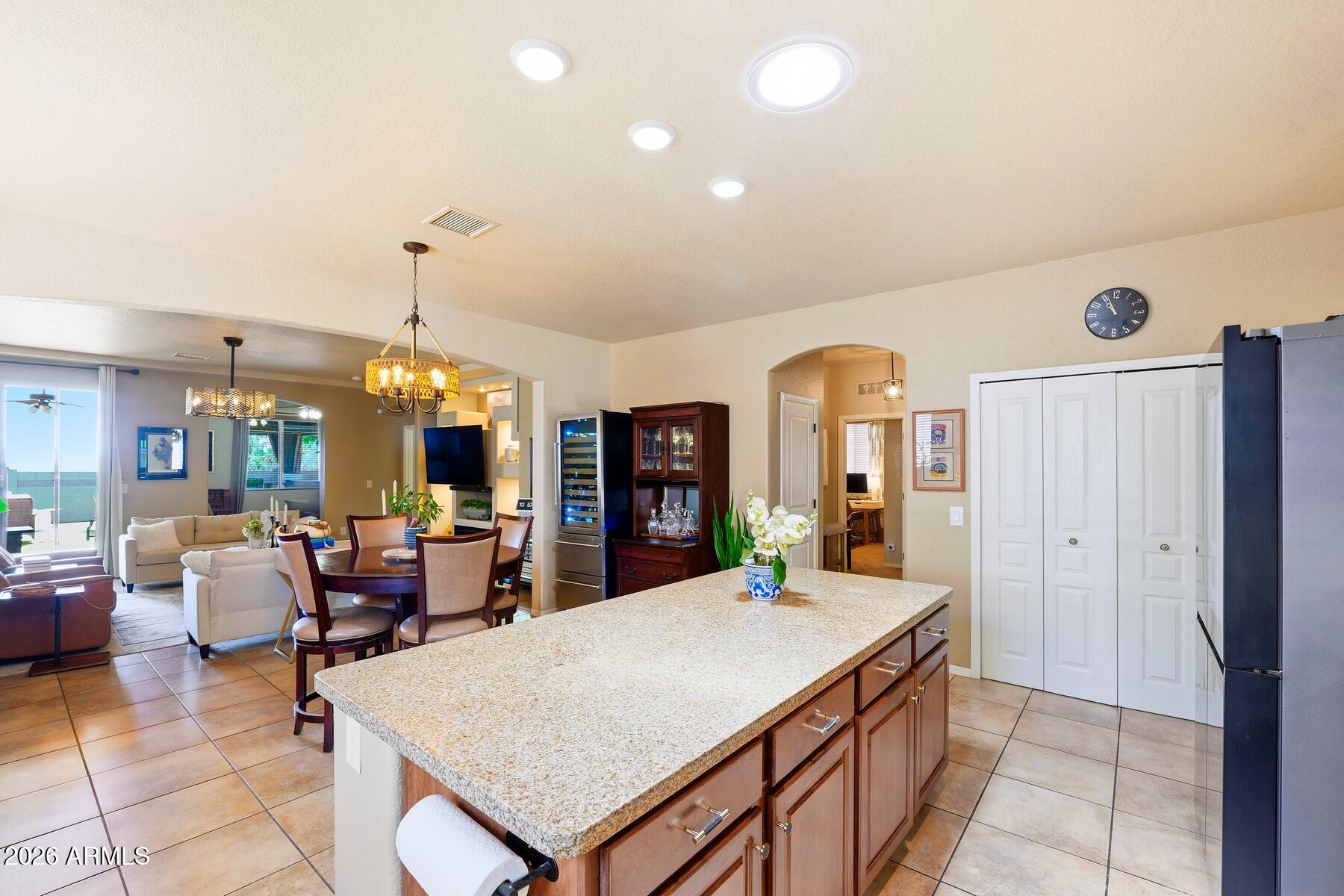 673 Tanner Drive Sierra Vista, AZ 85635 - Photo 9 of 40