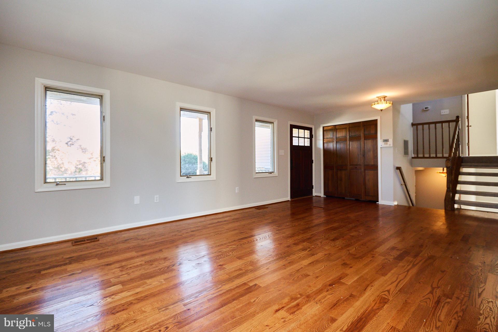 4786 Catharpin Road Gainesville, VA 20155 - Photo 8 of 33 Gallery Image 8