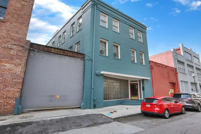 $799,000 | 422 Notre Dame Street, Unit 3, New Orleans, LA 70130