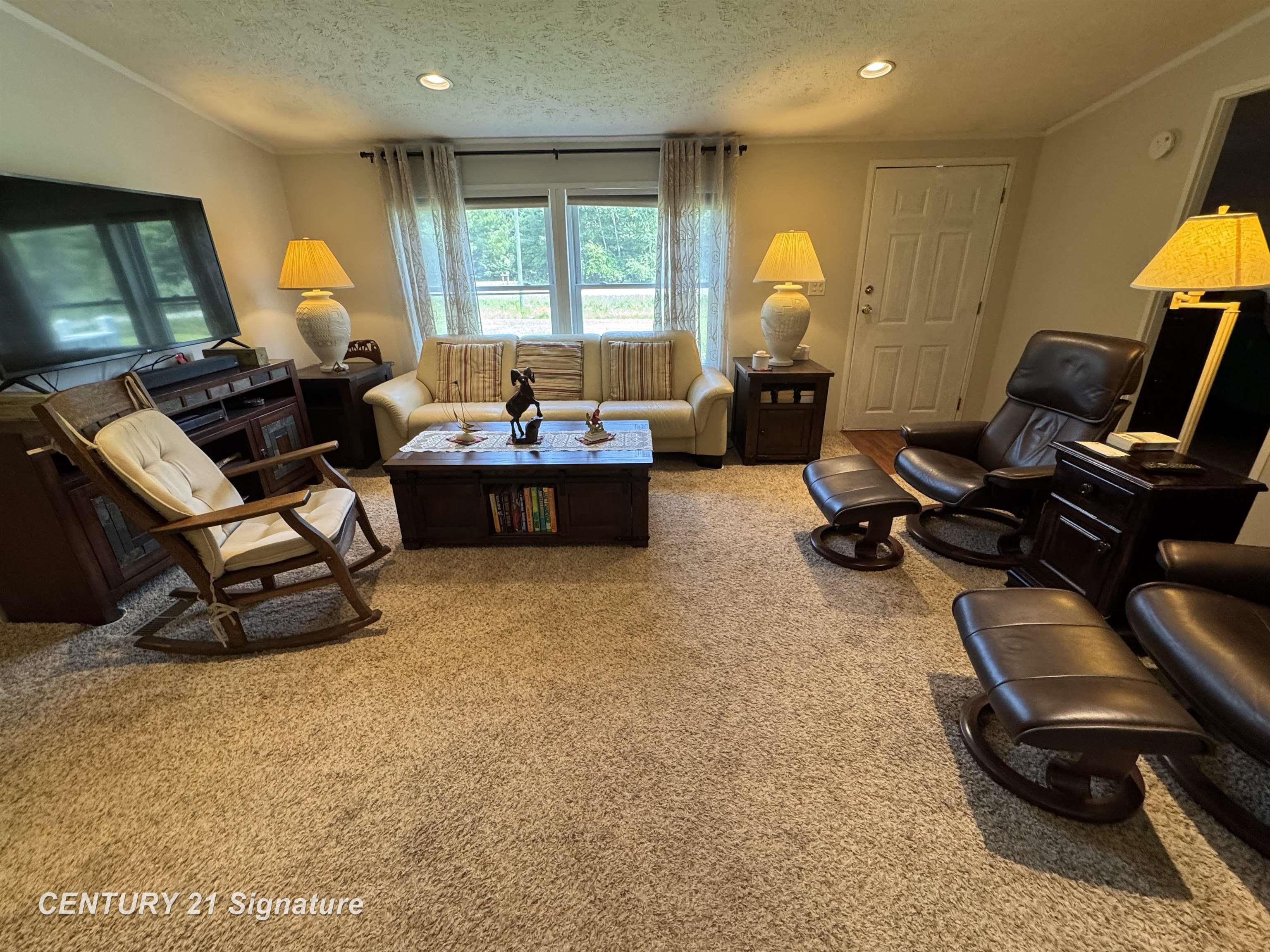 5477 North Townline Road Sterling, MI 48659 - Photo 15 of 25 50188409-c50e5aa2-de3b-4efc-b603-942eee516d15.JPG