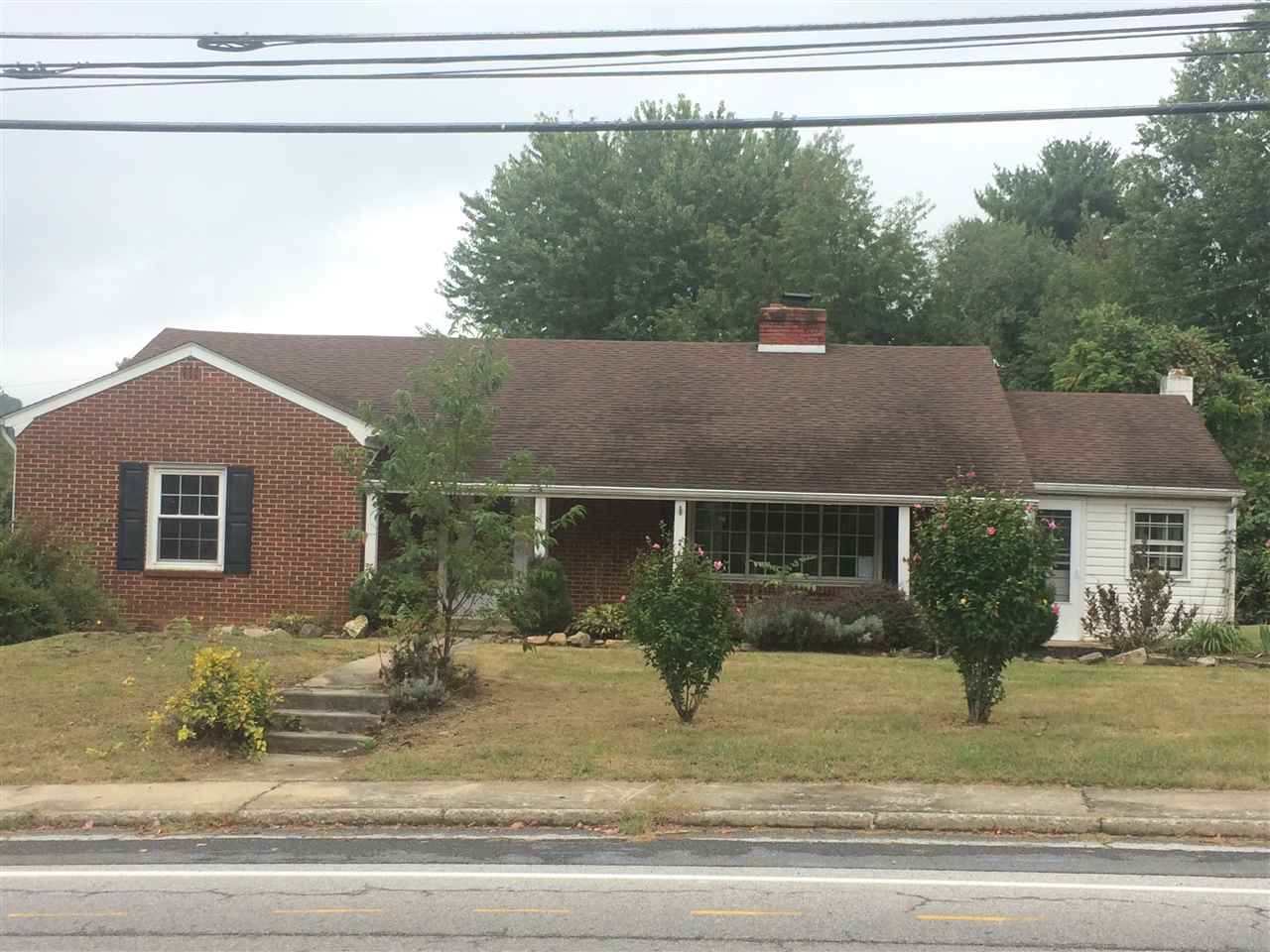 1542 Lyndhurst Road Waynesboro, VA 22980 - Photo 1 of 12 Gallery Image 1