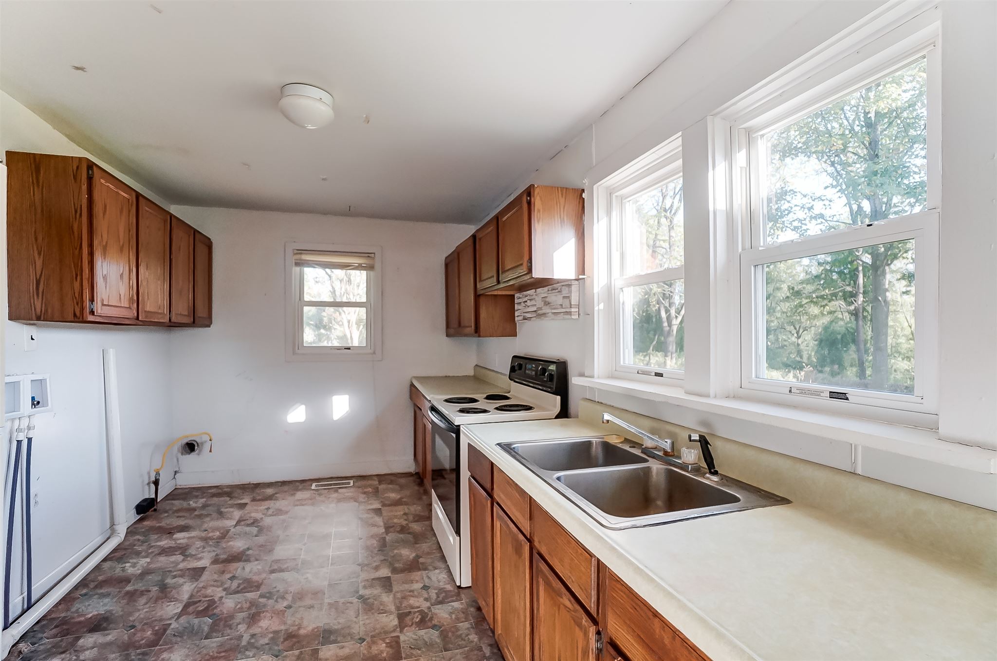 3300 West Landis Road Angola, IN 46703 - Photo 10 of 29 Gallery Image 10