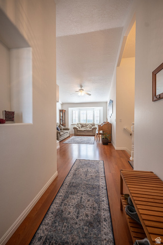 14301 Elsbrook Circle Draper, UT 84020 - Photo 2 of 40