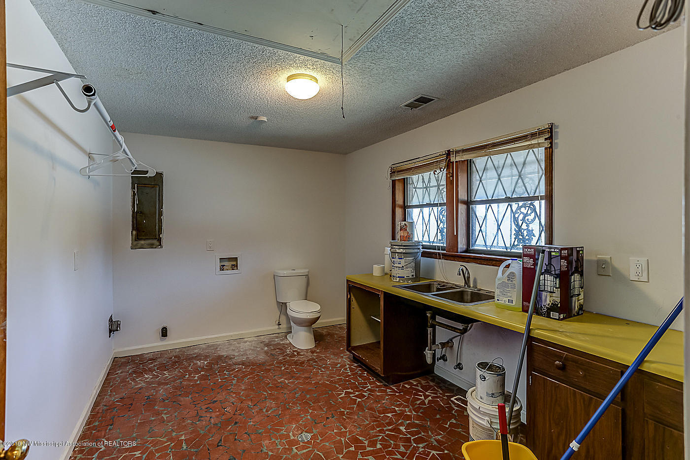 8187 Malone Road Olive Branch, MS 38654 - Photo 15 of 32 2019-03-28 14.47.16-1_6-2_6-3_7-1_7-2