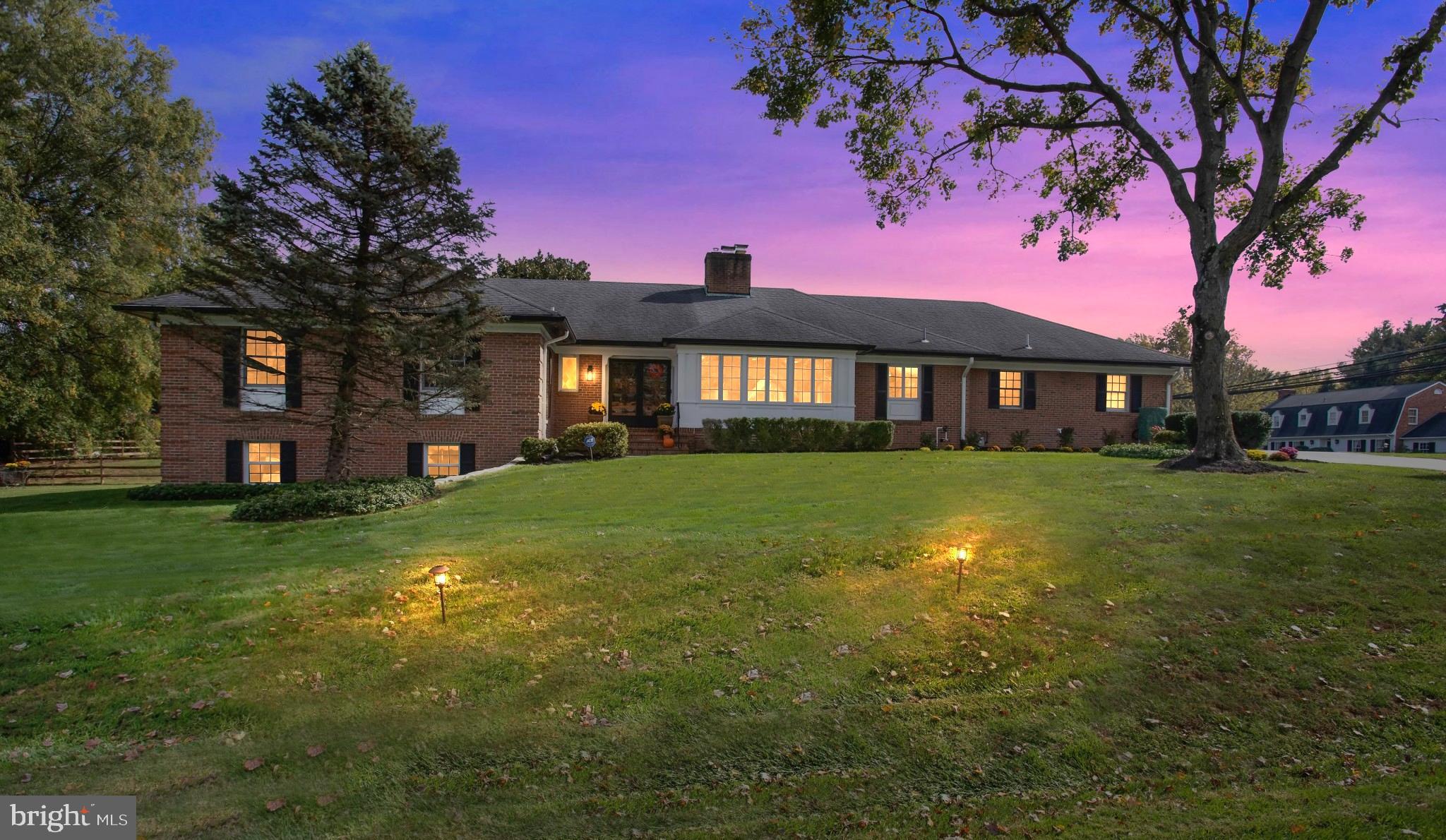9801 Kendale Road Potomac, MD 20854 - Photo 2 of 47 Gallery Image 2