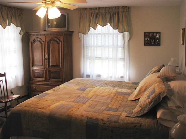 17 Elizabeth Road Milford, MA 01757 - Photo 12 of 20 Gallery Image 12