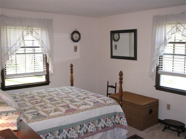 17 Elizabeth Road Milford, MA 01757 - Photo 14 of 20 Gallery Image 14
