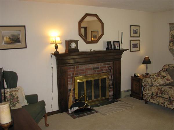 17 Elizabeth Road Milford, MA 01757 - Photo 8 of 20 Gallery Image 8
