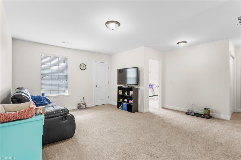 4000 Brayden Drive High Point, NC 27265 - Photo 21 of 36