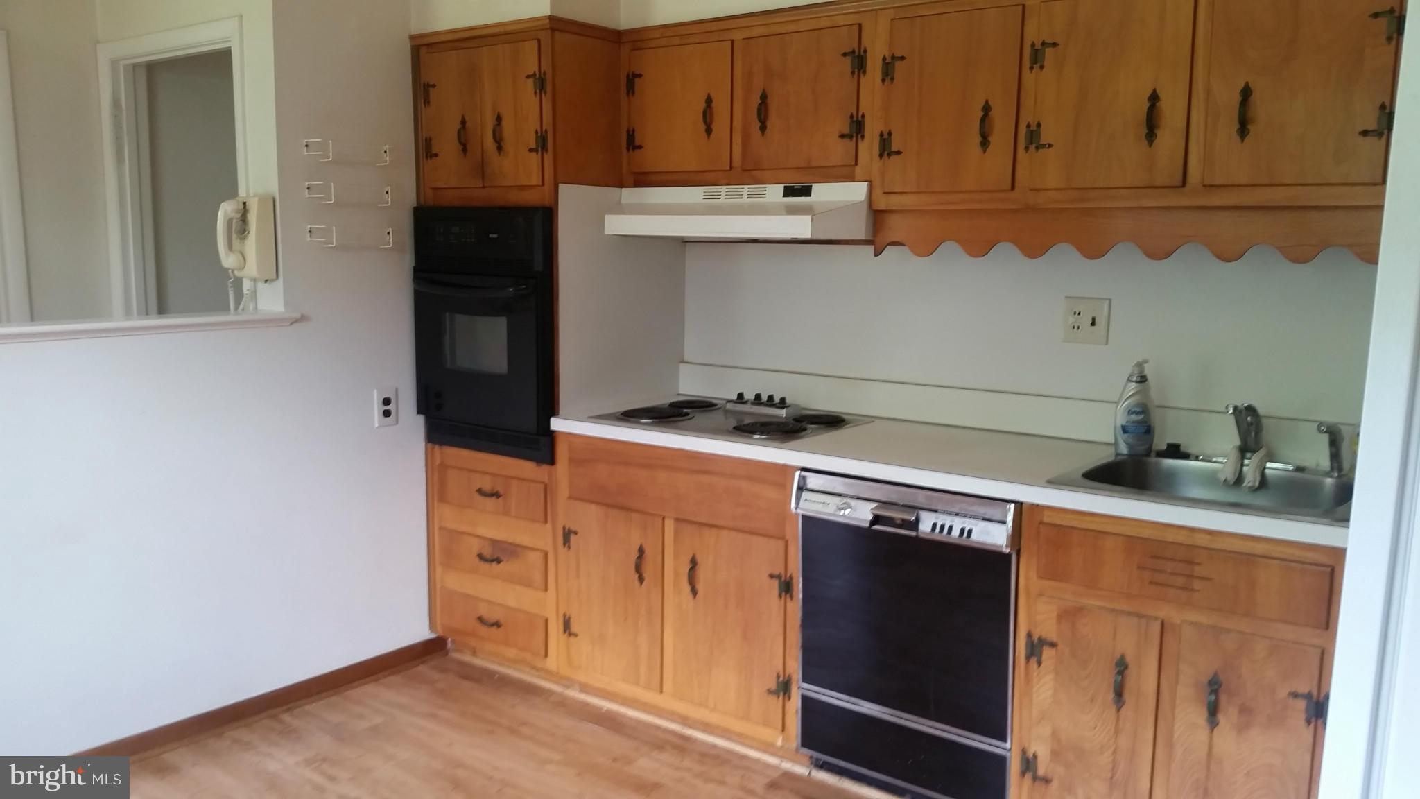 3705 Leverton Street Silver Spring, MD 20906 - Photo 9 of 22 Kitchen
