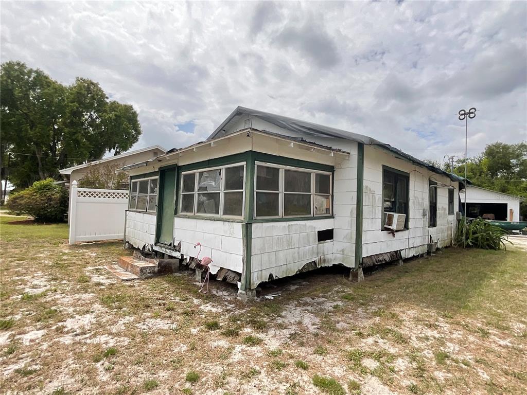 109 Palencia Road Auburndale, FL 33823 - Photo 2 of 10