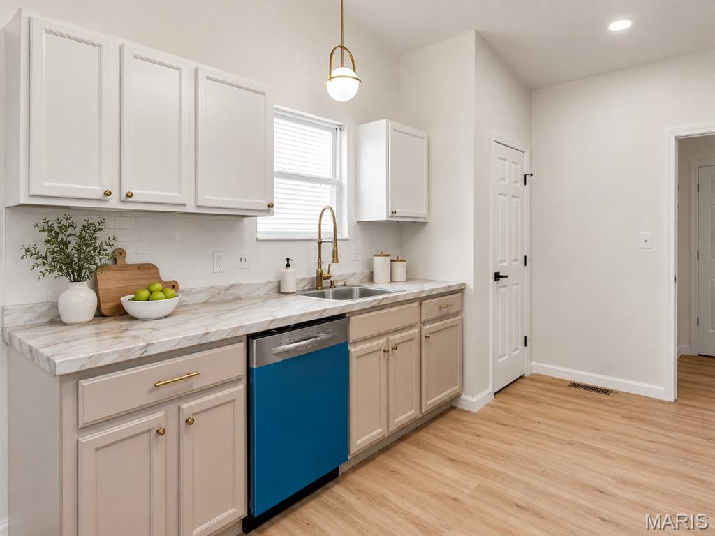 355 Oak Ridge Parkway Arnold, MO 63010 - Photo 12 of 33
