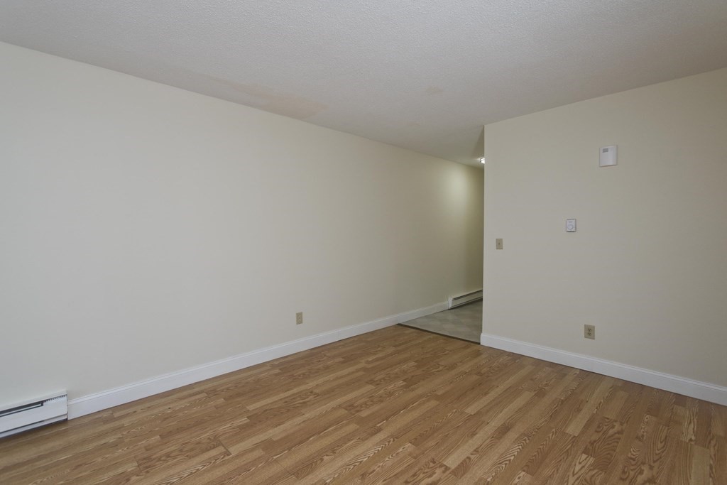 170 East Hadley Road, Unit 14 Amherst, MA 01002 - Photo 8 of 19 Gallery Image 8