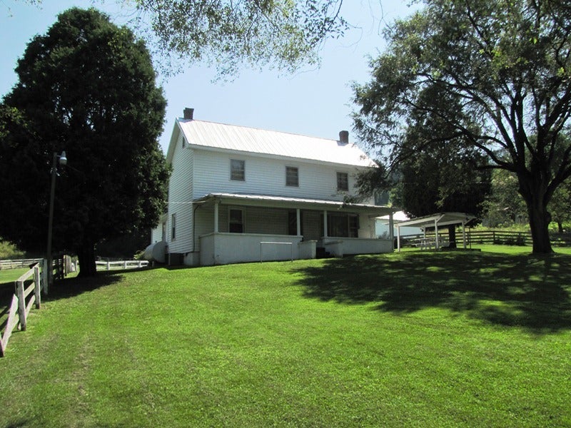 2091 Pete Amos Road Lindside, WV 24951 - Photo 18 of 54 Gallery Image 18