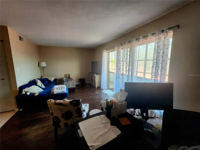 $1,450 | 2579 Countryside Boulevard, Unit 1204, Clearwater, FL 33761