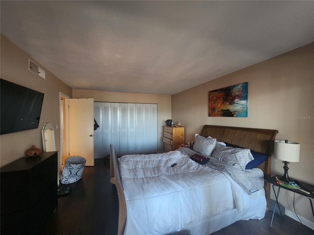 2579 Countryside Boulevard, Unit 1204 Clearwater, FL 33761 - Photo 10 of 17