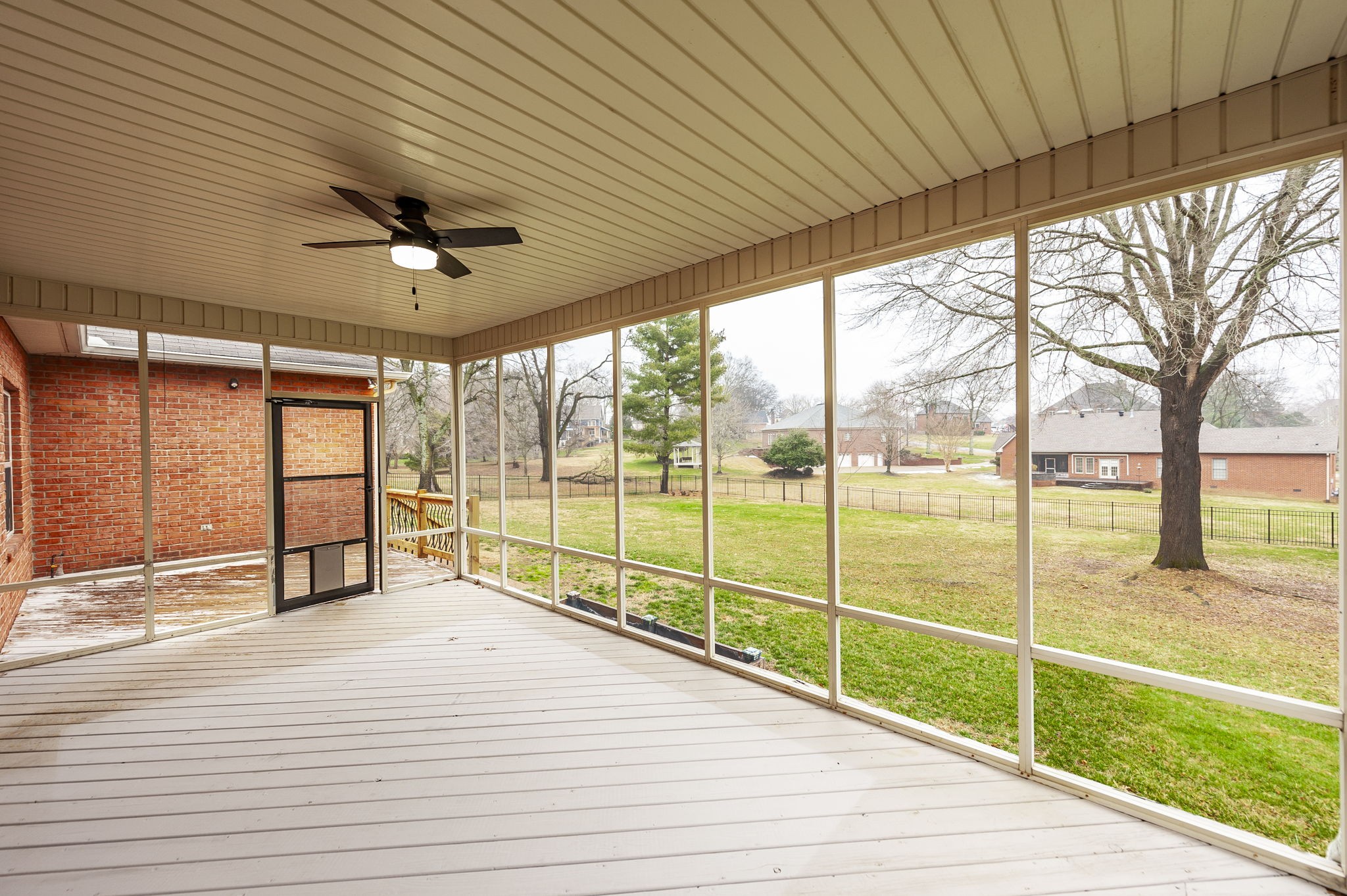 1133 Inneswood Drive Gallatin, TN 37066 - Photo 44 of 57 a view of a deck