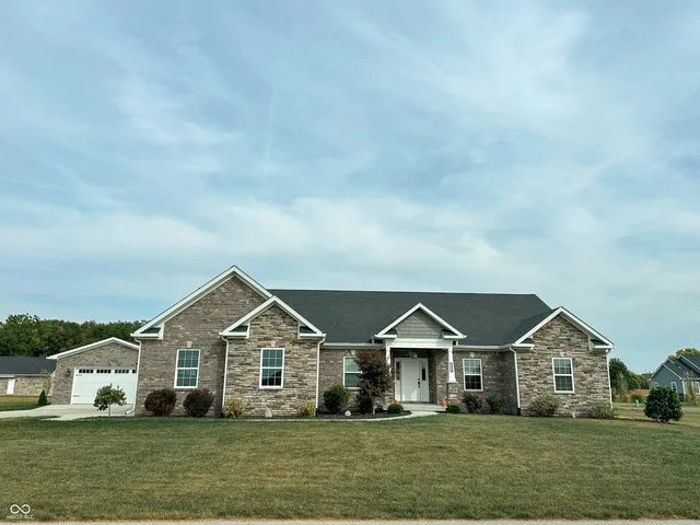 $430,000 | 112 Eagle Drive, Covington, IN 47932