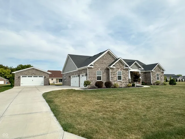 $430,000 | 112 Eagle Drive, Covington, IN 47932