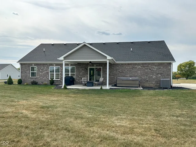 $430,000 | 112 Eagle Drive, Covington, IN 47932