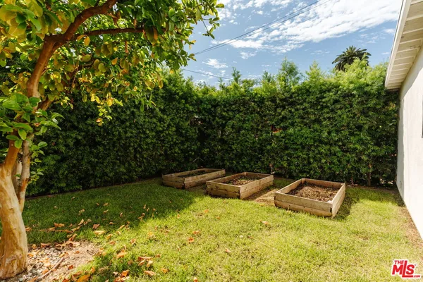 $1,149,000 | 5640 Irvington Place, Los Angeles, CA 90042