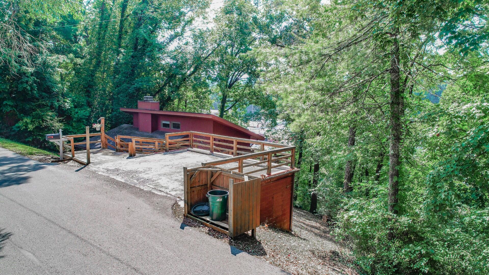 233 Clifton Heights Road Newport, TN 37821 - Photo 11 of 40 8.4