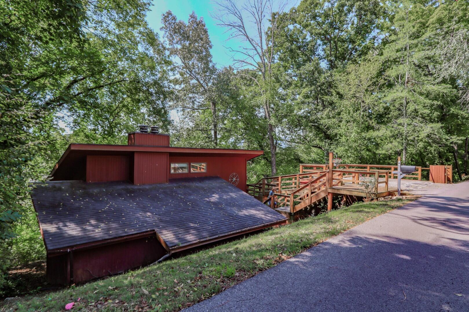 233 Clifton Heights Road Newport, TN 37821 - Photo 5 of 40 4