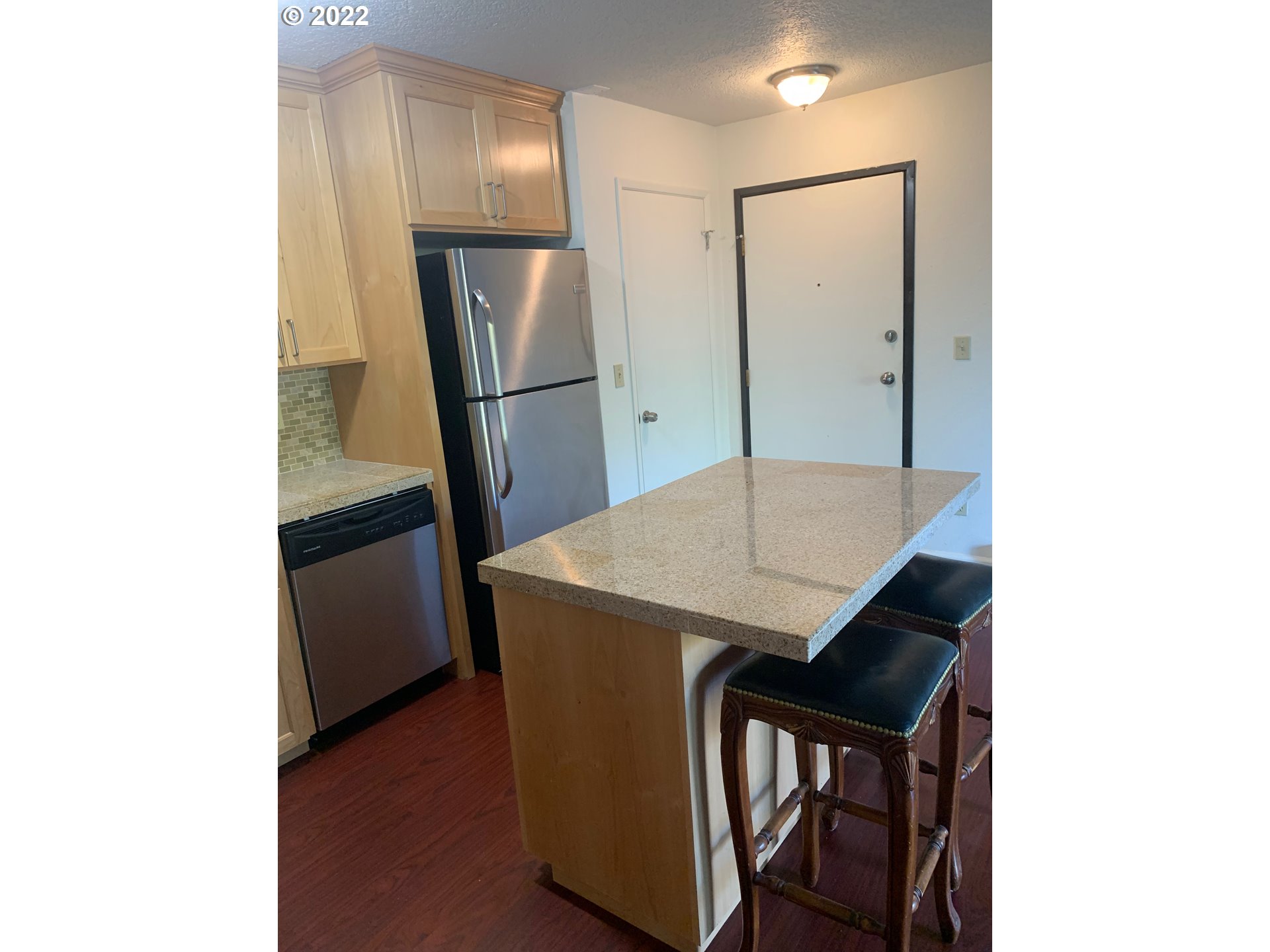 11040 Southwest Greenburg Road, Unit 103 Tigard, OR 97223 - Photo 13 of 22 Gallery Image 13