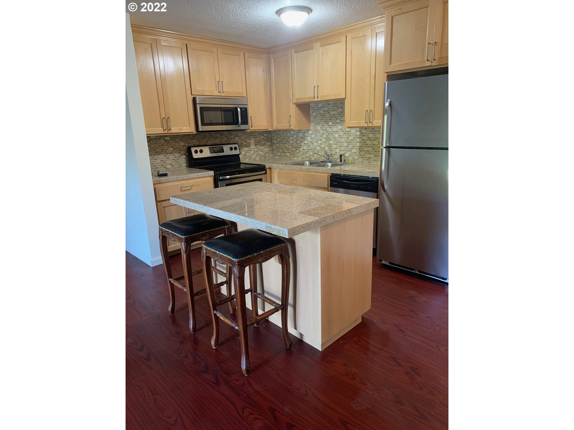 11040 Southwest Greenburg Road, Unit 103 Tigard, OR 97223 - Photo 14 of 22 Gallery Image 14