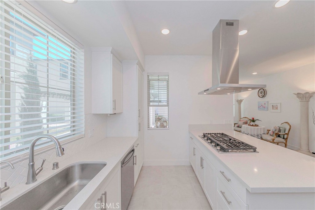 7002 Citron Lane Cypress, CA 90630 - Photo 18 of 43