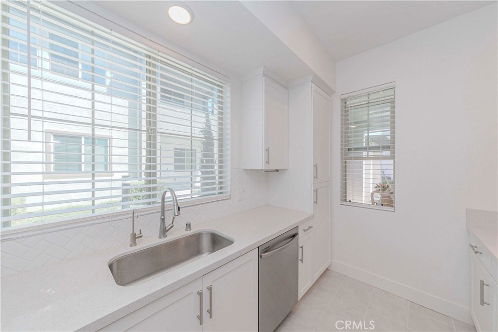 7002 Citron Lane Cypress, CA 90630 - Photo 19 of 43