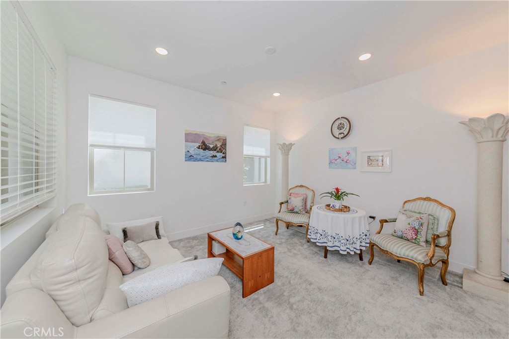 7002 Citron Lane Cypress, CA 90630 - Photo 6 of 43