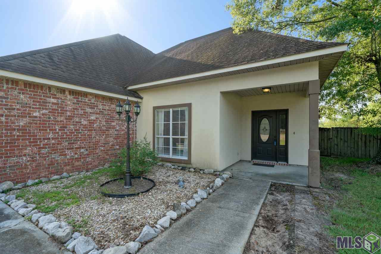 9566 Arnold Road Denham Springs, LA 70726 - Photo 3 of 20
