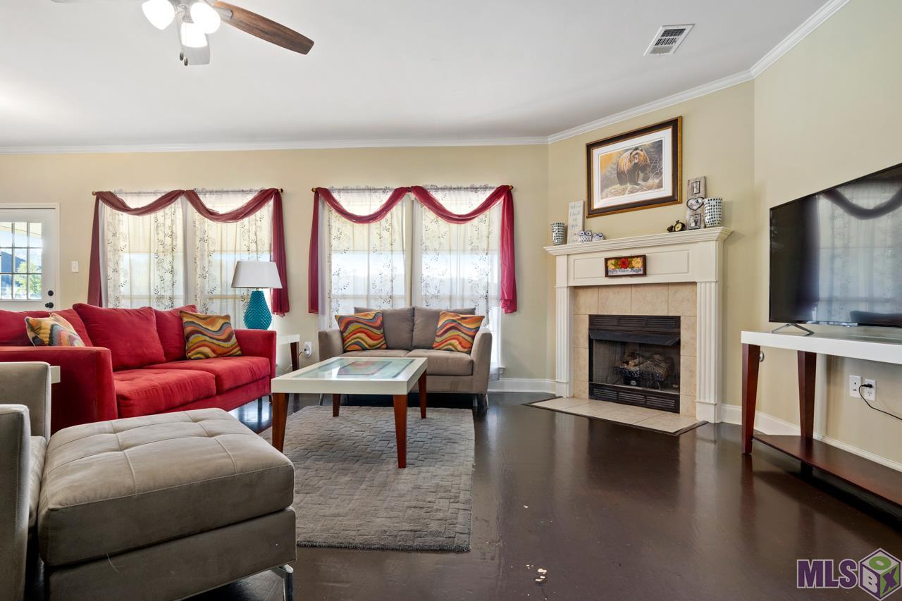 9566 Arnold Road Denham Springs, LA 70726 - Photo 8 of 20