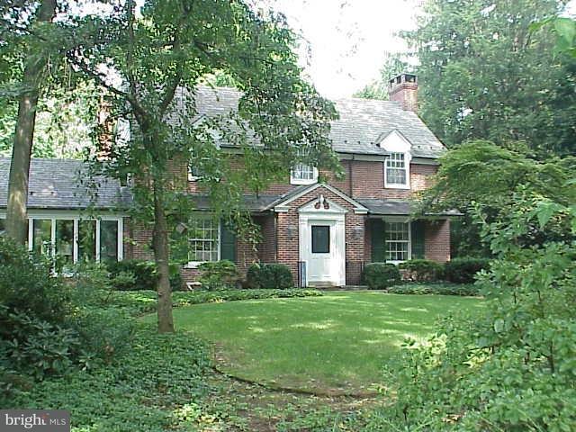 1411 Hillcrest Road Lancaster, PA 17603 - Photo 1 of 32 Gallery Image 1