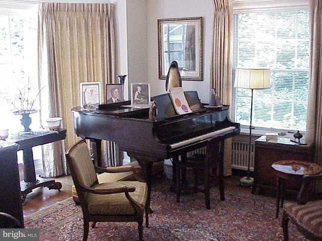 1411 Hillcrest Road Lancaster, PA 17603 - Photo 18 of 32 Gallery Image 18