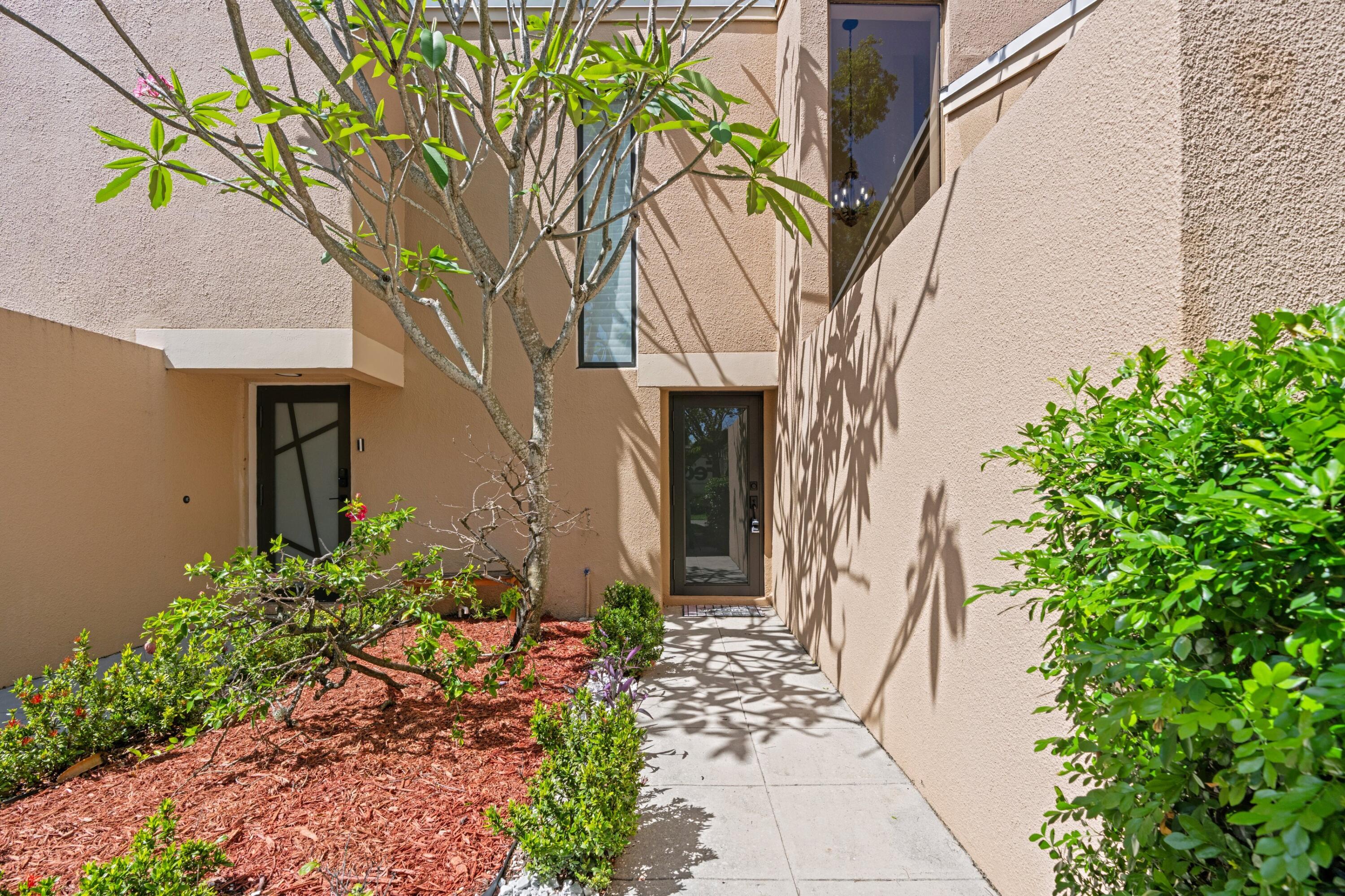 1121 Northwest 13th Street, Unit 3 Boca Raton, FL 33486 - Photo 17 of 37 Entrance