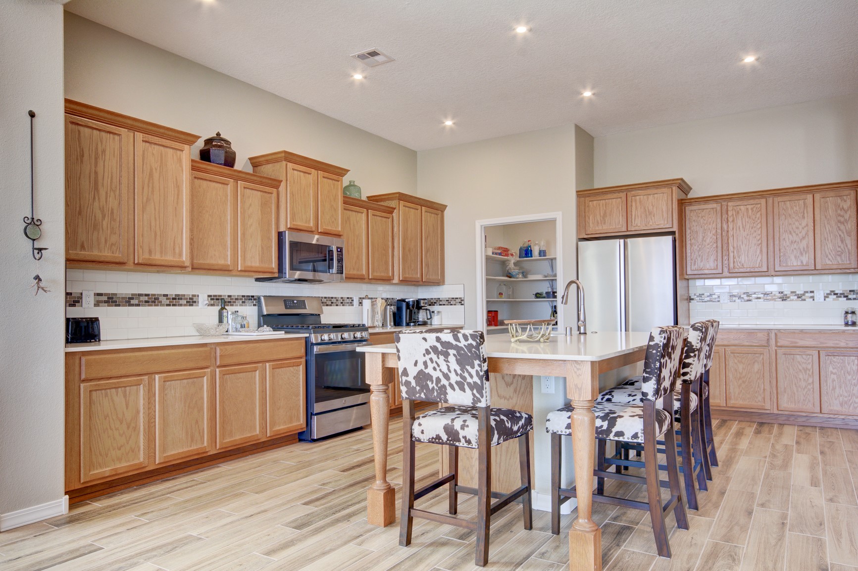 460 Rio Chama Circle Southwest Los Lunas, NM 87031 - Photo 12 of 48