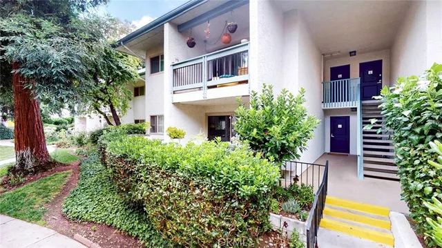 a street sign on the side of the road