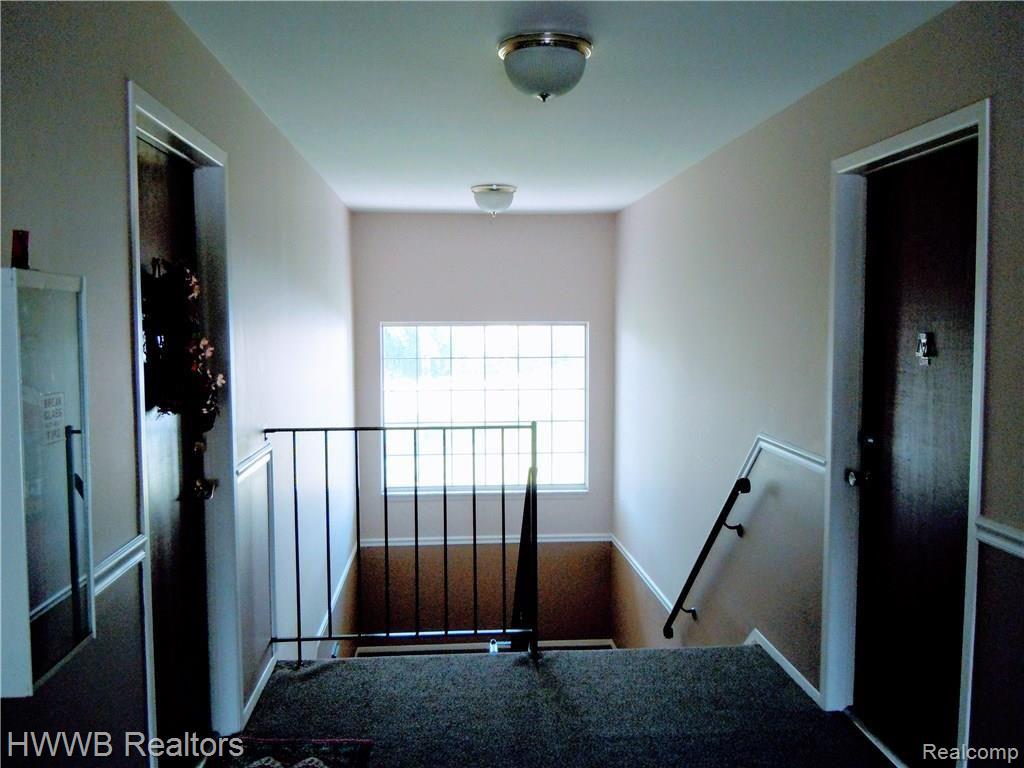 480 Baldwin Avenue, Unit 26 Rochester, MI 48307 - Photo 21 of 32 DSCN1390.jpg