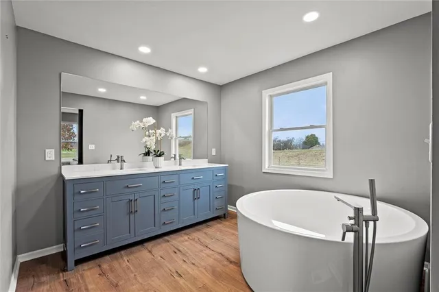 $685,000 | 19985 West 199th Street, Spring Hill, KS 66083