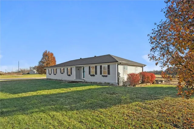 $685,000 | 19985 West 199th Street, Spring Hill, KS 66083