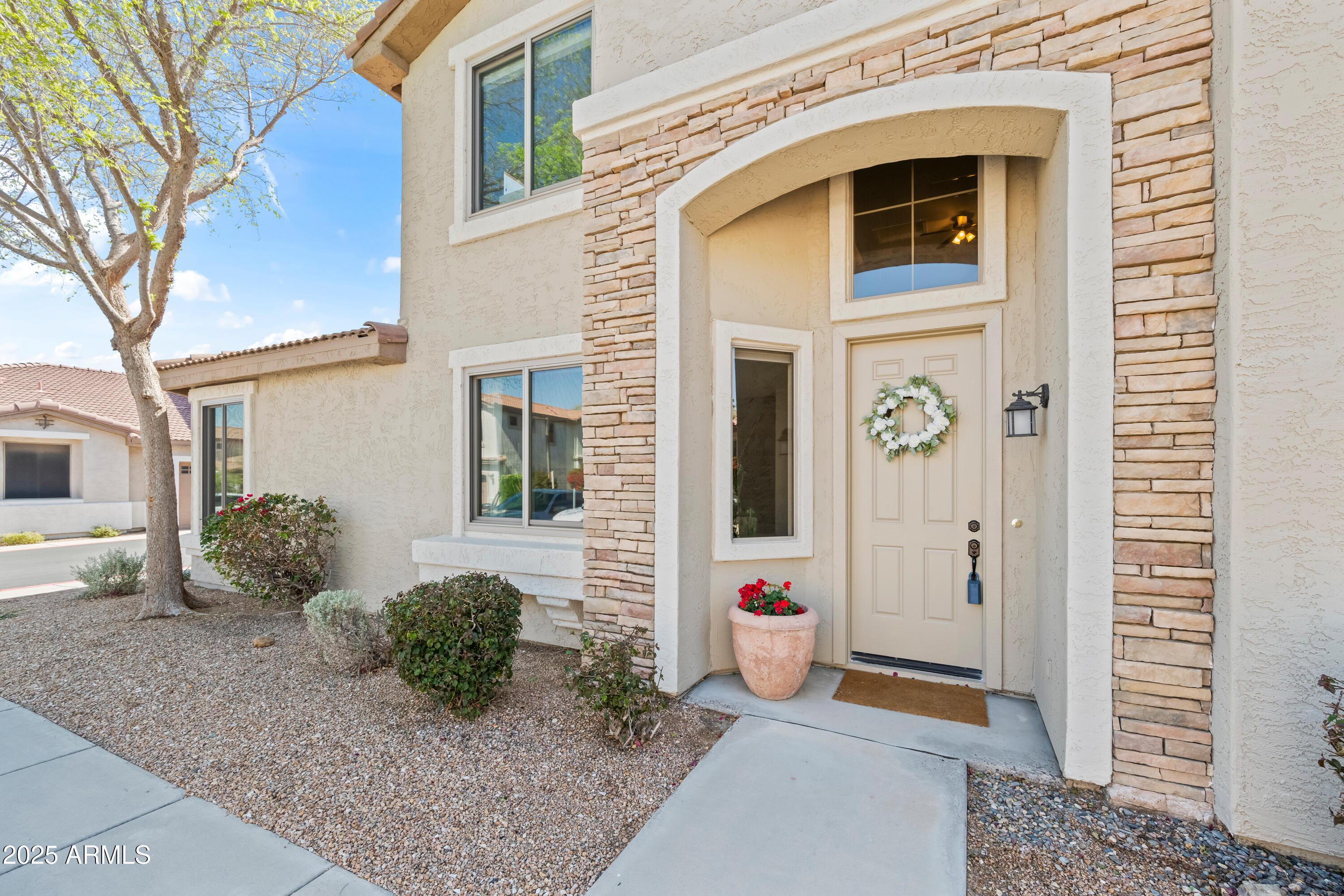1024 East Frye Road, Unit 1093 Phoenix, AZ 85048 - Photo 1 of 38 1024 E Frye Rd Unit 1093