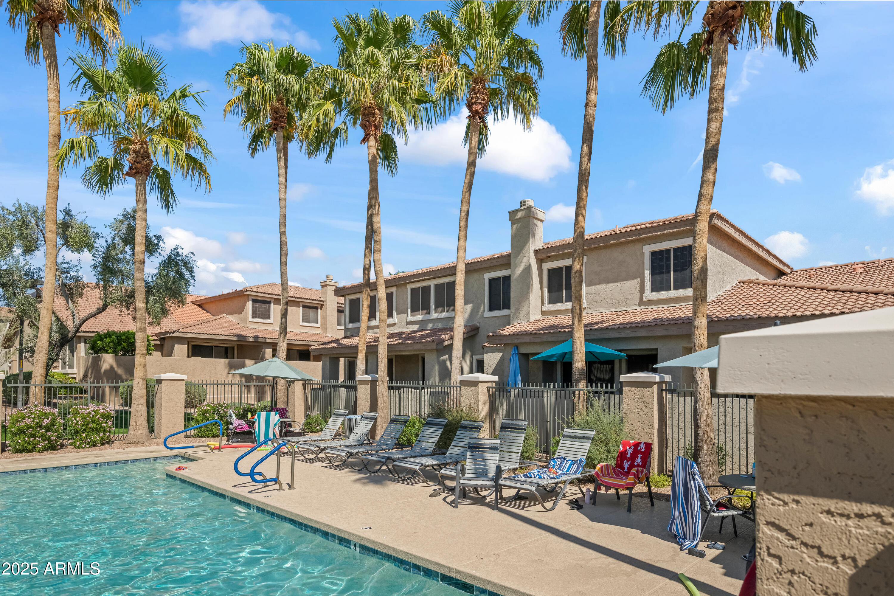 1024 East Frye Road, Unit 1093 Phoenix, AZ 85048 - Photo 27 of 38 Pool and spa